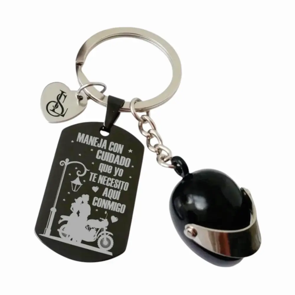 07 Llavero personalizado casco grabado en láser